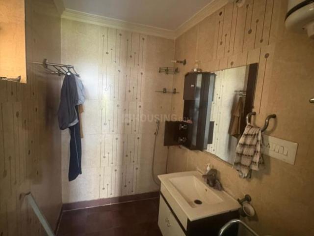 Flat for rent in Deri