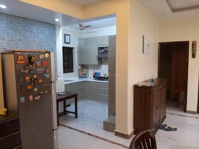 Flat for rent in Deri