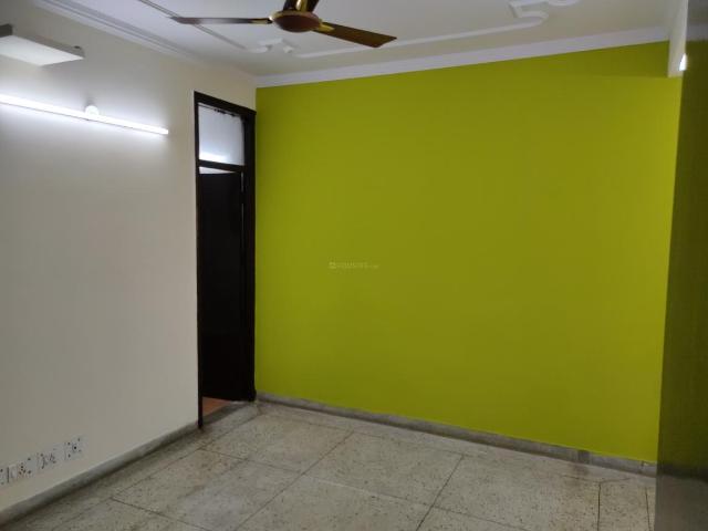 Flat for rent in Deri