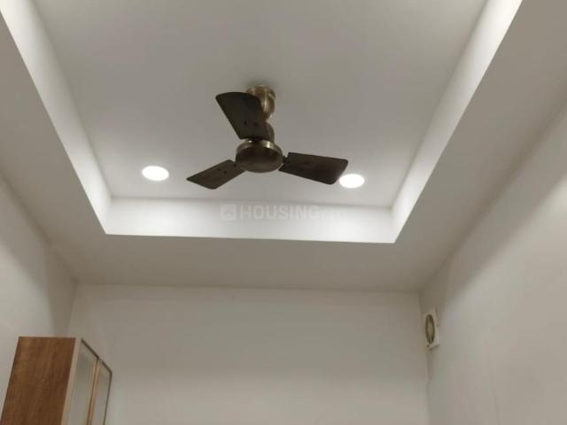 Flat for rent in South West Delhi, Deri