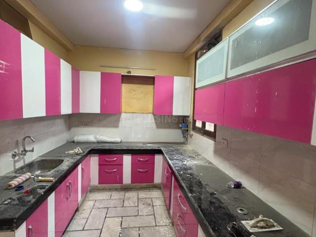 Flat for rent in Deri
