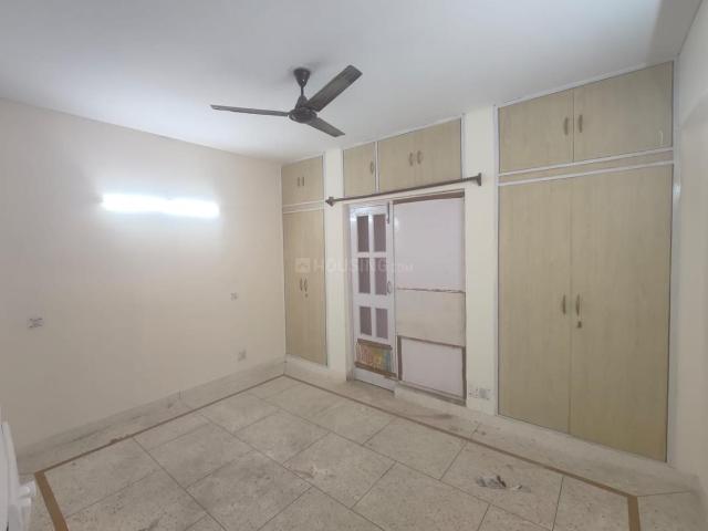 Flat for rent in South West Delhi, Deri