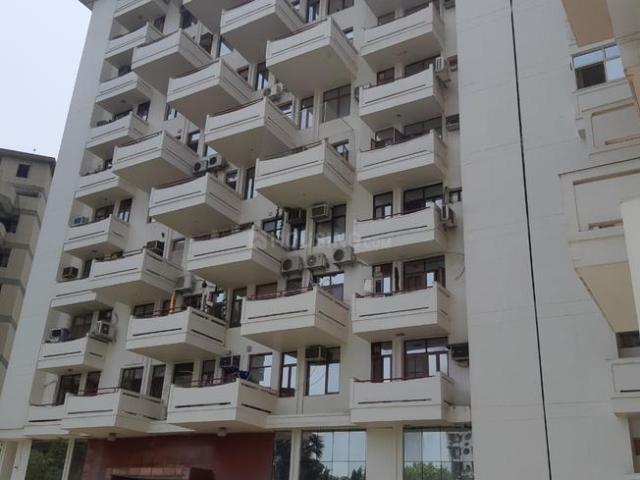 Flat for rent in South West Delhi, Deri