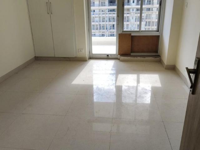Flat for sale in South West Delhi, Deri