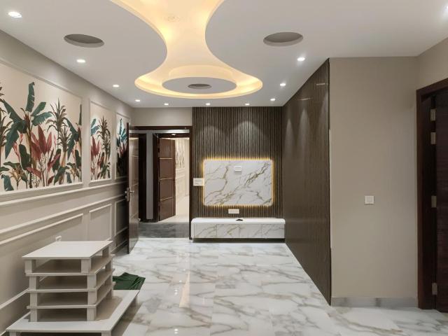 Flat for sale in North Delhi, Deri