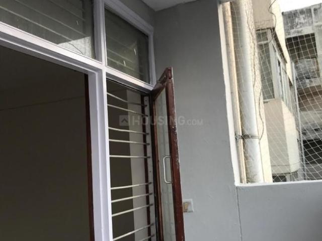 Flat for sale in North Delhi, Deri