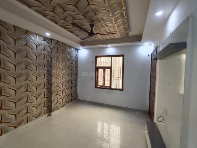 Flat for rent in Rohini, Delhi