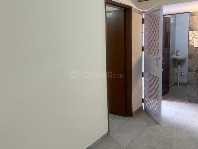 Flat for rent in South West Delhi, Deri