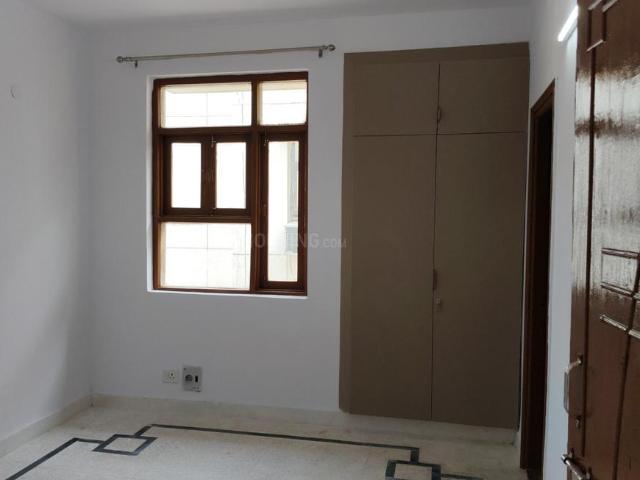 Flat for rent in South West Delhi, Deri