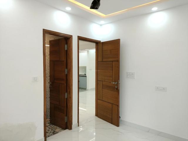 Flat for sale in Delhi