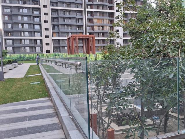 Flat for rent in Sector 43, Noida