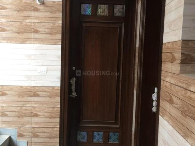 Flat for sale in Sector 48, Chandigarh