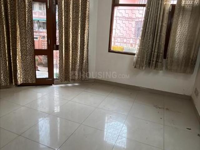 Flat for rent in South West Delhi, Deri