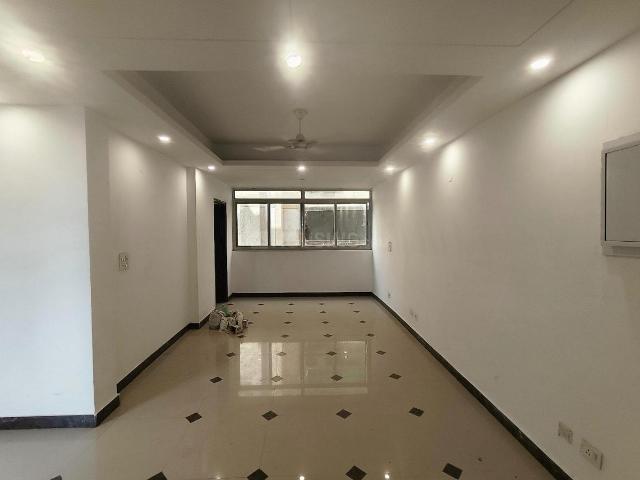 Flat for rent in South West Delhi, Deri
