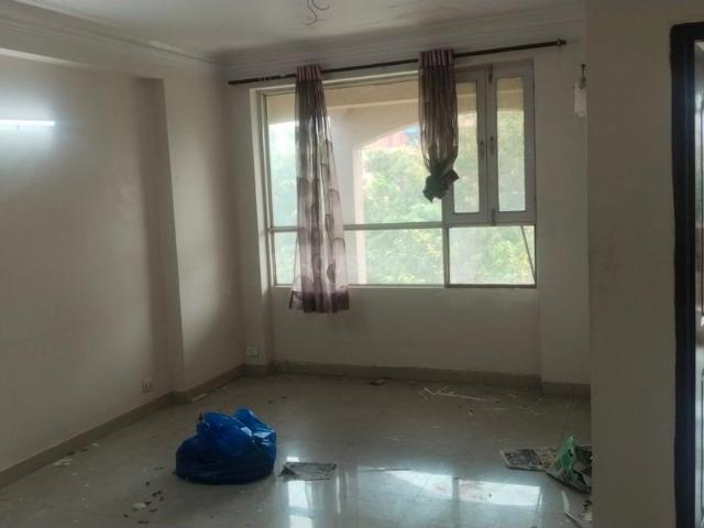 Flat for rent in South West Delhi, Deri