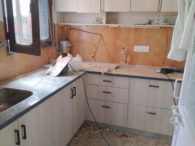 Flat for rent in South West Delhi, Deri