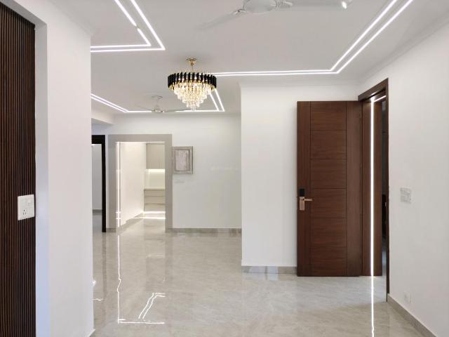 Flat for sale in South West Delhi, Deri