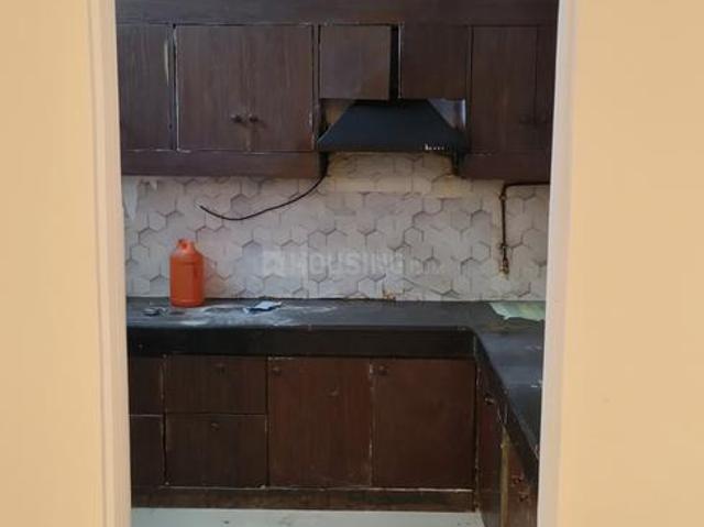 Flat for sale in South West Delhi, Deri