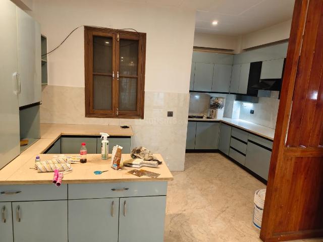 Flat for rent in Hariana