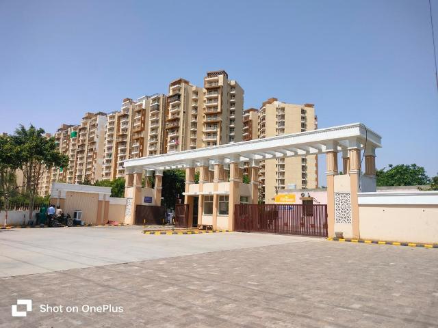 Flat for sale in Singhpur, Tatarpur