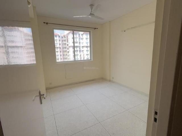 Flat for rent in DLF 5, Gurugram
