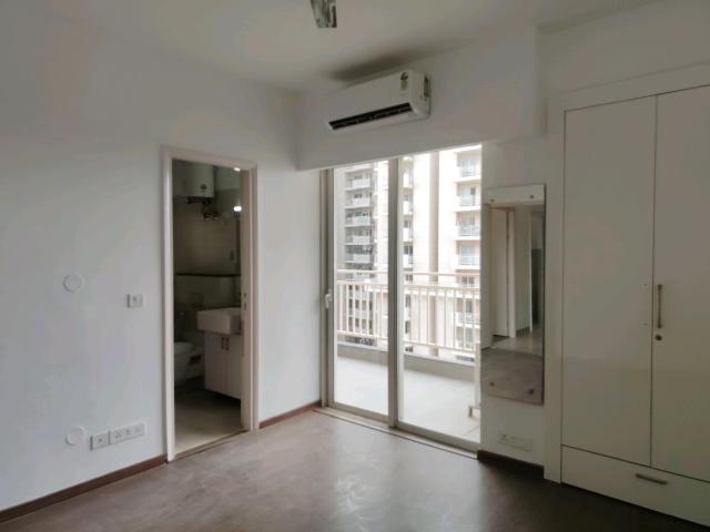 Flat for rent in Hariana