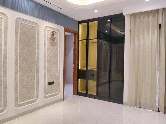 Flat for rent in Hariana