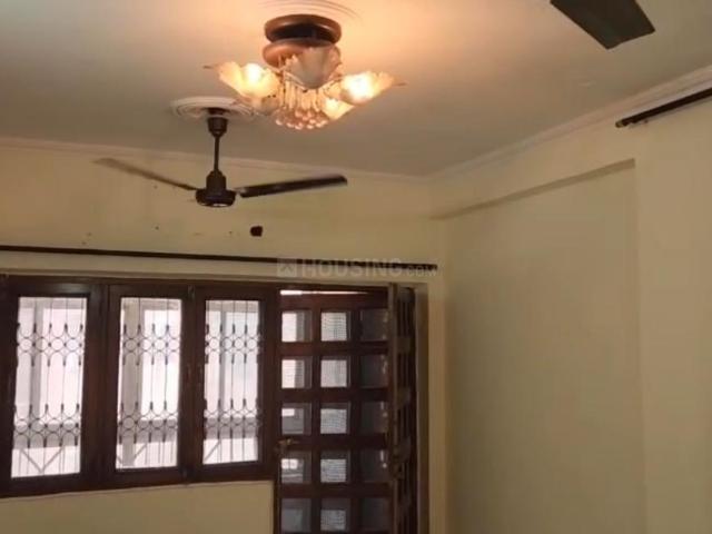 Flat for rent in South West Delhi, Deri