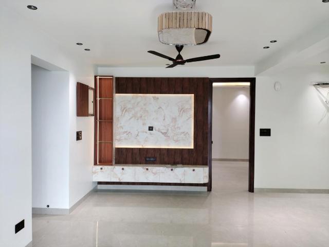 Flat for sale in South West Delhi, Deri