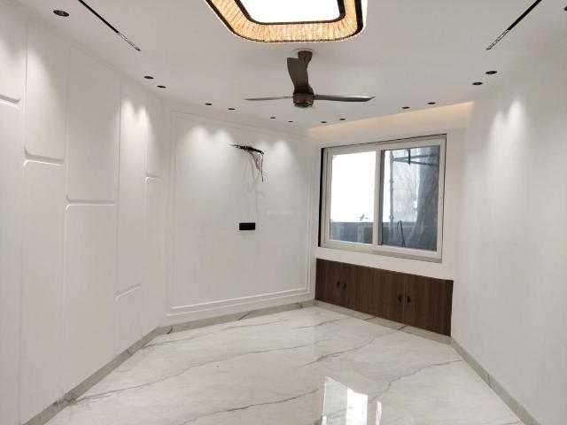 Flat for sale in South West Delhi, Deri