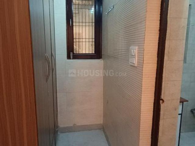 Flat for sale in South West Delhi, Deri