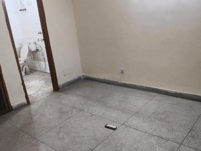 Flat for rent in South West Delhi, Deri