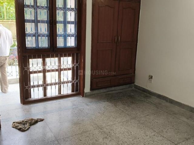 Flat for rent in South West Delhi, Deri
