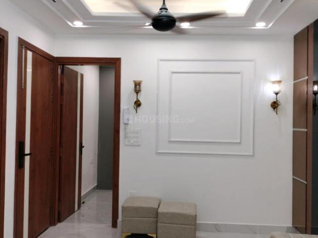Flat for rent in South West Delhi, Deri