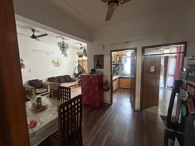 Flat for rent in South West Delhi, Deri