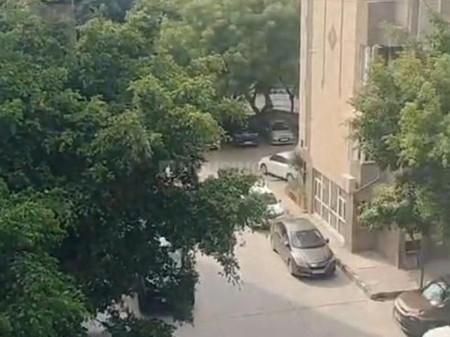 Flat for rent in South West Delhi, Deri