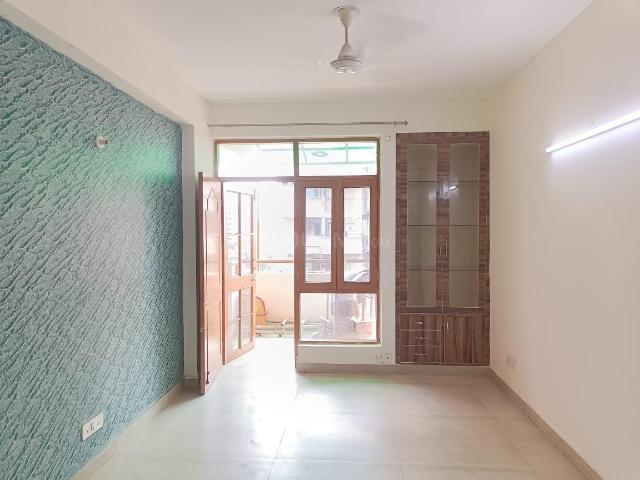 Flat for rent in South West Delhi, Deri