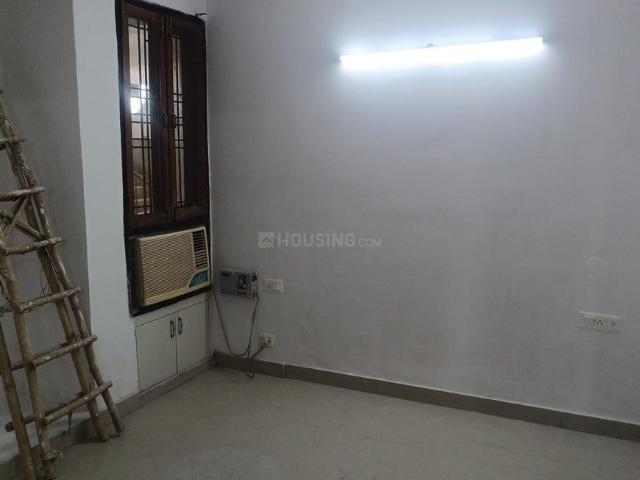 Flat for rent in South West Delhi, Deri