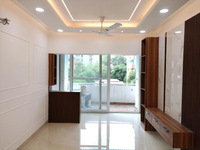Flat for rent in South West Delhi, Deri