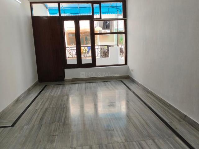 Flat for rent in South West Delhi, Deri