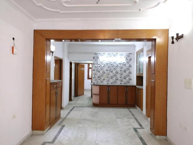Flat for sale in South West Delhi, Deri