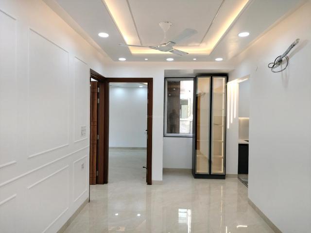 Flat for sale in South West Delhi, Deri