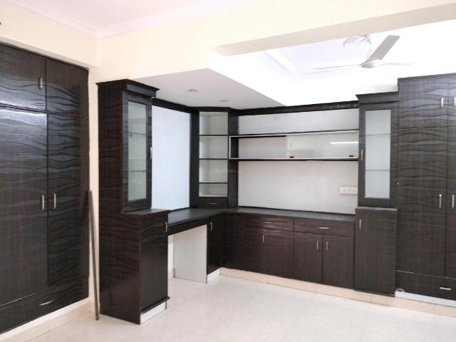 Flat for sale in South West Delhi, Deri