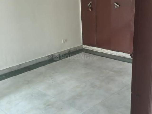 Flat for sale in South West Delhi, Deri