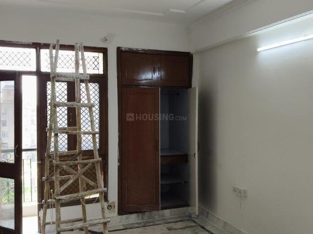 Flat for rent in South West Delhi, Deri