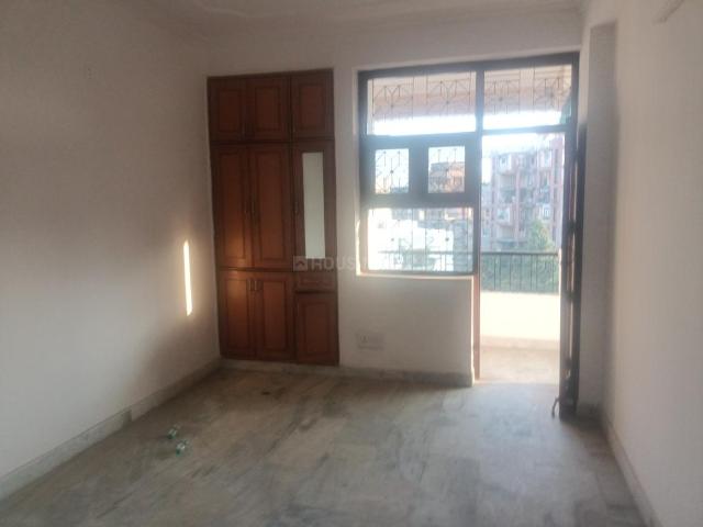 Flat for sale in South West Delhi, Deri