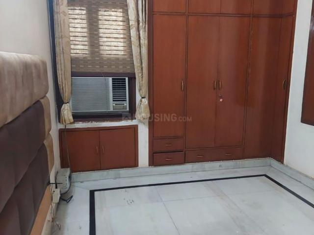 Flat for sale in South West Delhi, Deri
