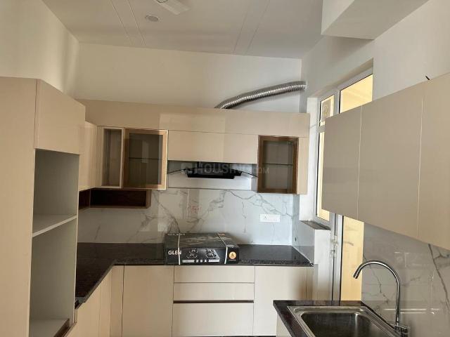Flat for rent in Matran, Punjab