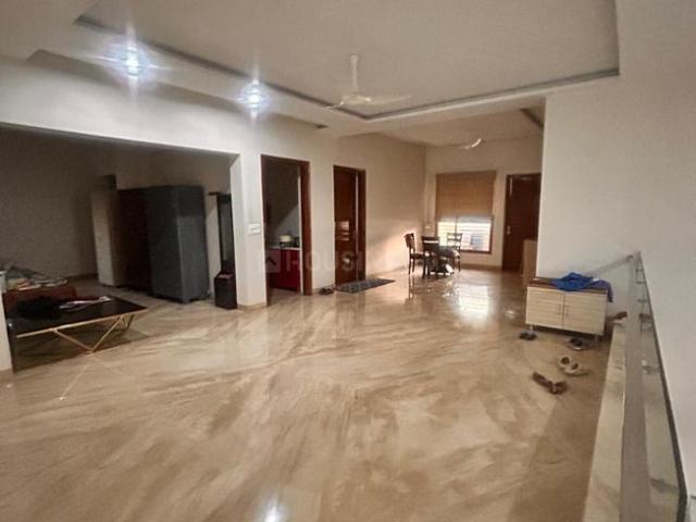 Flat for sale in Hariana