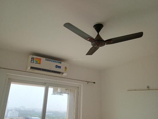 Flat for rent in Hariana